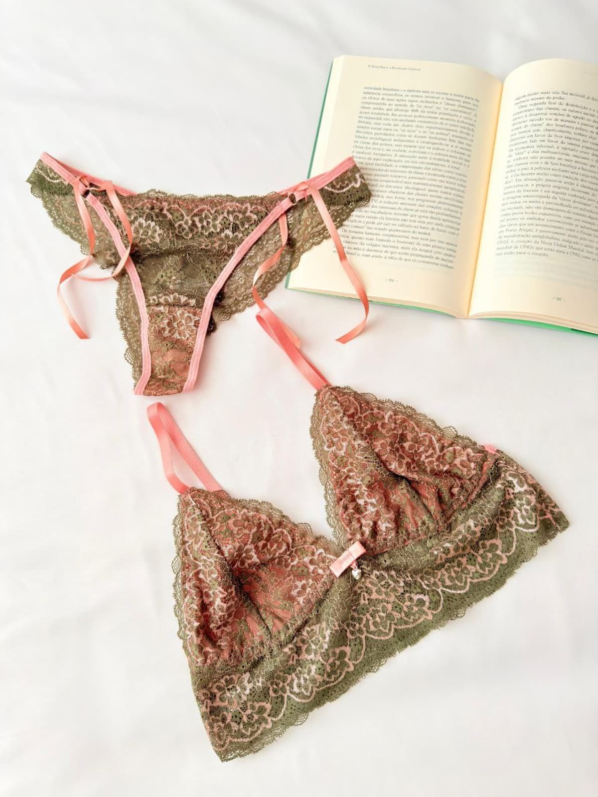 Conjunto Flora